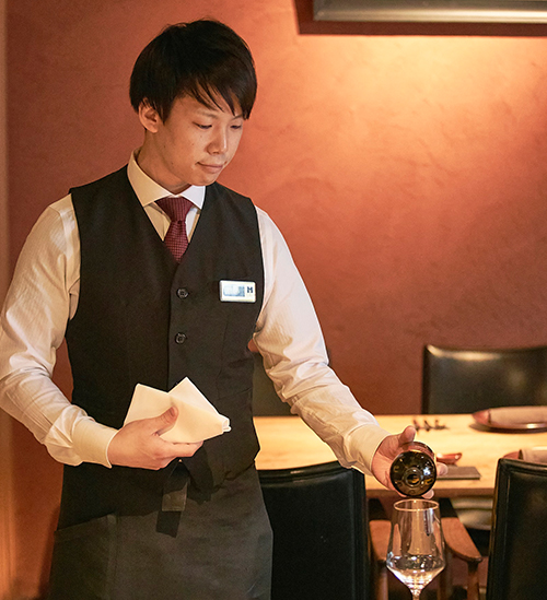 ASSISTANT MANAGER 小川 幸広 / Yukihiro Ogawa